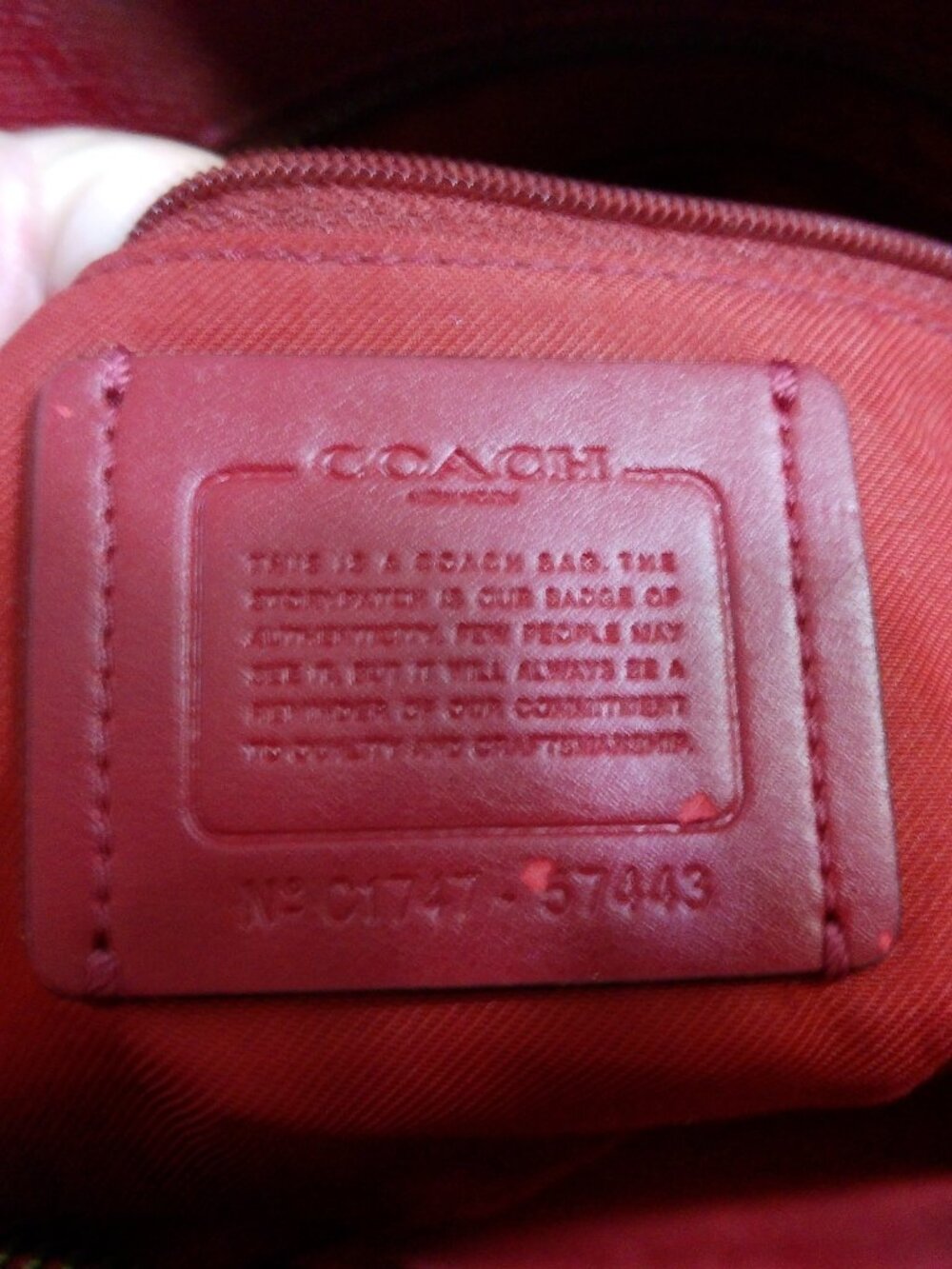 Coach Turnlock Zip  TOTE BAG Red Crossgrain Leather - Picture 13 of 13